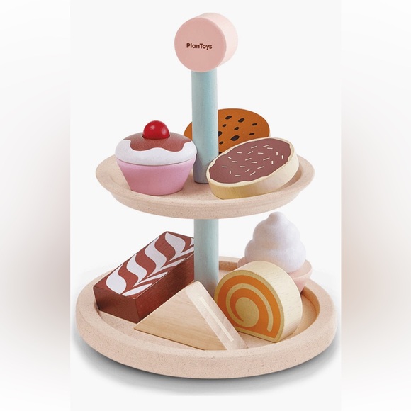 PlanToys 10-Piece Bakery Stand Set - Picture 1 of 4